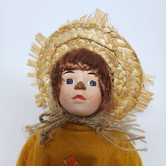 Vintage 11" Scarecrow Porcelain Doll from Cracker Barrell with Box - Picture 5 of 9